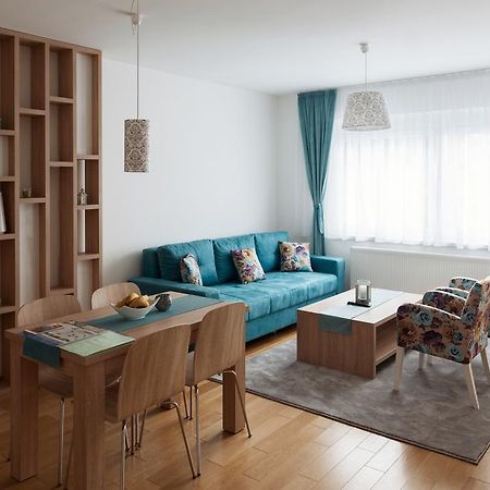 Turistic Apartments Centar SJJ Eksteriør billede